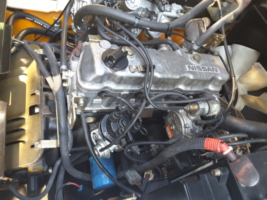 ขายฟอร์คลิฟท์ขนาด 2.5 ตันเสายกสูง 4.3 เมตรติดงาเท  0813535948