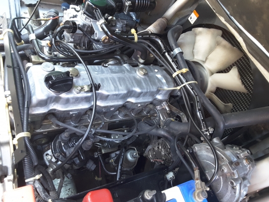 ขายฟอร์คลิฟท์ขนาด 2.5 ตันเสายกสูง 4 เมตร สนใจ 0813535948