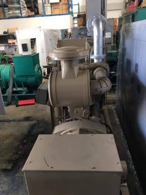 เครื่องปั่นไฟ CUMMINS 300kva มือสอง