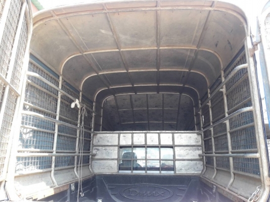 ขาย หลังคาใส่รถIsuzu Dmax Cab หลังคาสวย  ขาย3,900 สนใจติดต่อ 097-2425087