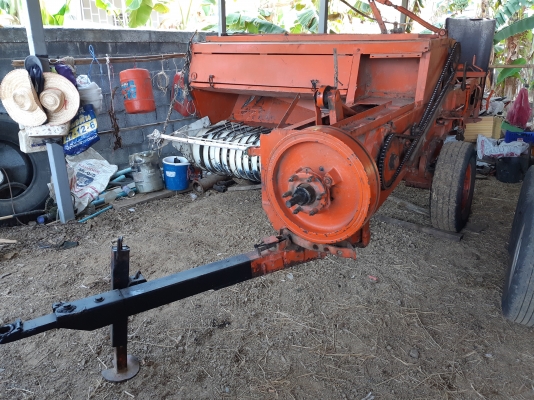 เครื่องอัดฟาง