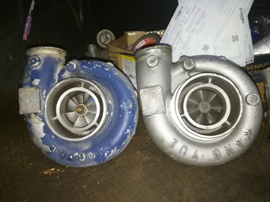 เทอร์โบรถบรรทุกไม่ทราบรุ่น ขนาดเท่ากับ hx55 ลูกละ 6,500