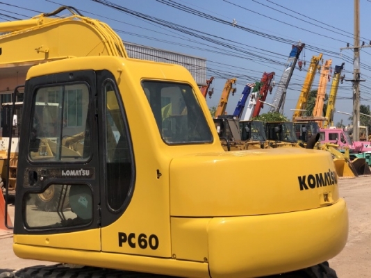 ขายรถขุด KOMATSU PC60-7 ใบมีดดัน นำเข้าเองจากญี่ปุ่น สภาพสวยพร้อมใช้ มีVDOการทำงานครับ