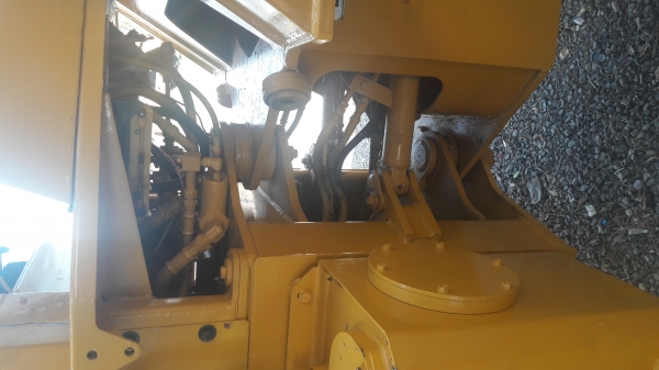 รถตัก KOMATSU WA100-1 รถตัก KOMATSU WA100-1