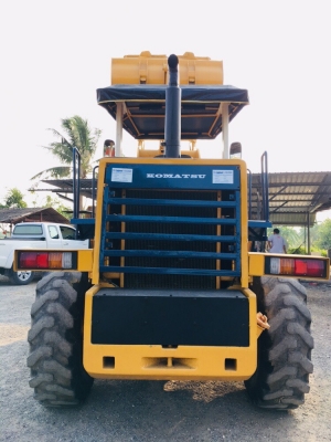 รถตัก KOMATSU WA100-1 รถตัก KOMATSU WA100-1