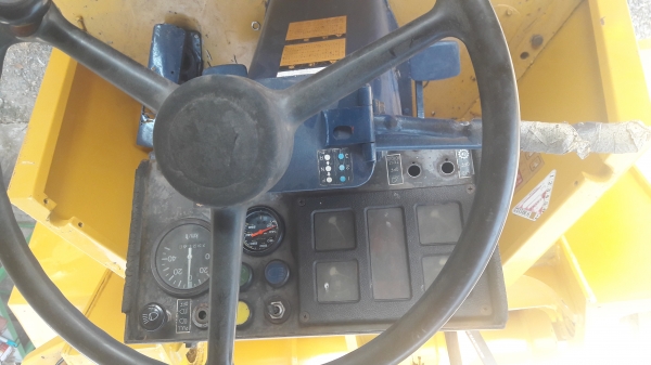 รถตัก KOMATSU WA100-1 รถตัก KOMATSU WA100-1