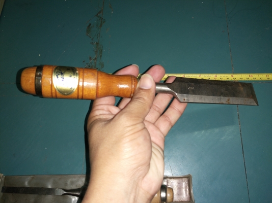ขายสิ่วตราหมูป่า1 1/4&quot;MADE IN SWEDEN. ใหม่เก่าเก็บ