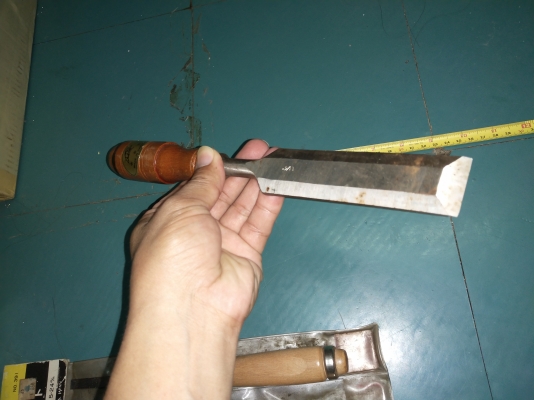 ขายสิ่วตราหมูป่า1 1/4&quot;MADE IN SWEDEN. ใหม่เก่าเก็บ
