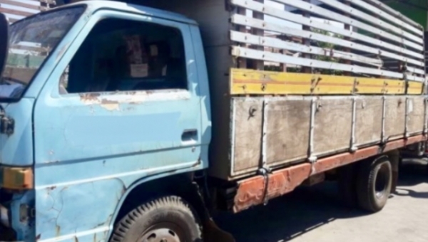 ขายด่วน ISUZU NPR 115 HP ปี 34 รถห้างแท้ กระบะคอกไม้ความยาว 4.30 เมตรสภาพดี เครื่องแรงดีพร้อมใช้งาน 