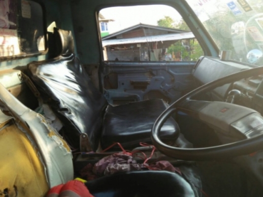 ขายด่วน ISUZU NPR 115 HP ปี 34 รถห้างแท้ กระบะคอกไม้ความยาว 4.30 เมตรสภาพดี เครื่องแรงดีพร้อมใช้งาน 