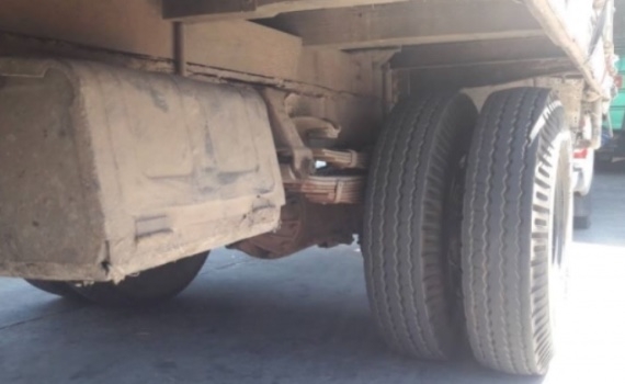 ขายด่วน ISUZU NPR 115 HP ปี 34 รถห้างแท้ กระบะคอกไม้ความยาว 4.30 เมตรสภาพดี เครื่องแรงดีพร้อมใช้งาน 
