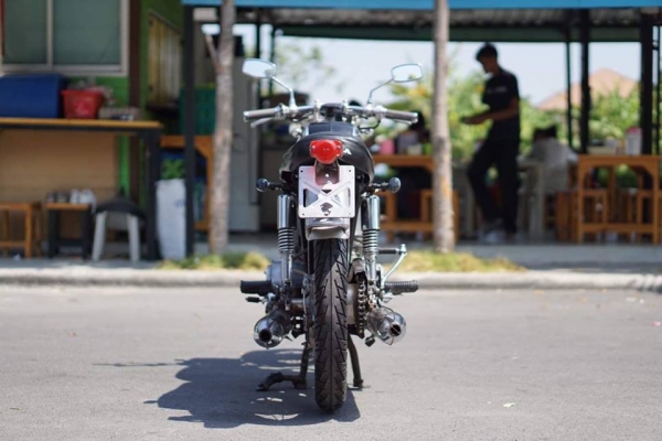 ร้าน วุฒิ นนบุรี ขาย HONDA CB77 สุดหลอในตำนาน ที่มีอยู่จริง