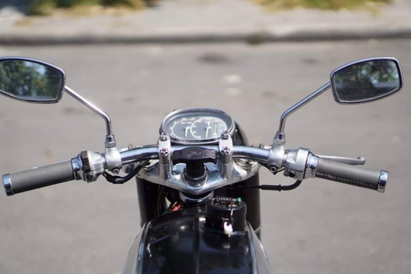 ร้าน วุฒิ นนบุรี ขาย HONDA CB77 สุดหลอในตำนาน ที่มีอยู่จริง