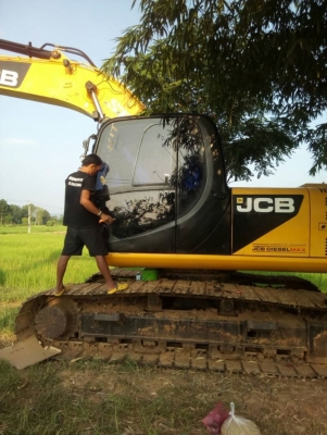 JCB