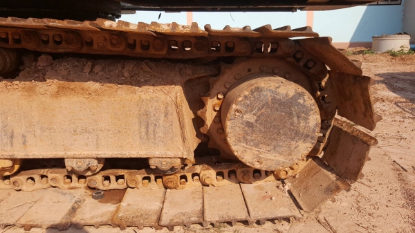 ขาย แบคโฮ KOBELCO SK200-3 เอกสารใบซื้อขาย เครื่องเดิม ปั้ม K3V ช่วงล่างต้องเก็บงาน รถใช้งานได้ครับ