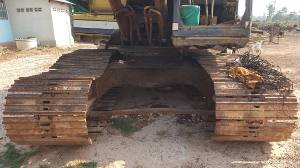 ขาย แบคโฮ KOBELCO SK200-3 เอกสารใบซื้อขาย เครื่องเดิม ปั้ม K3V ช่วงล่างต้องเก็บงาน รถใช้งานได้ครับ