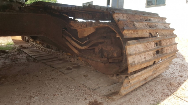 ขาย แบคโฮ KOBELCO SK200-3 เอกสารใบซื้อขาย เครื่องเดิม ปั้ม K3V ช่วงล่างต้องเก็บงาน รถใช้งานได้ครับ