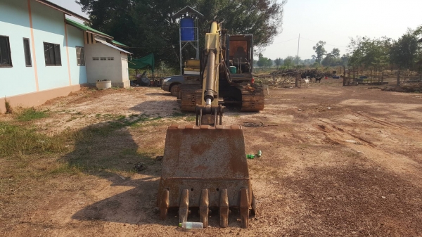 ขาย แบคโฮ KOBELCO SK200-3 เอกสารใบซื้อขาย เครื่องเดิม ปั้ม K3V ช่วงล่างต้องเก็บงาน รถใช้งานได้ครับ