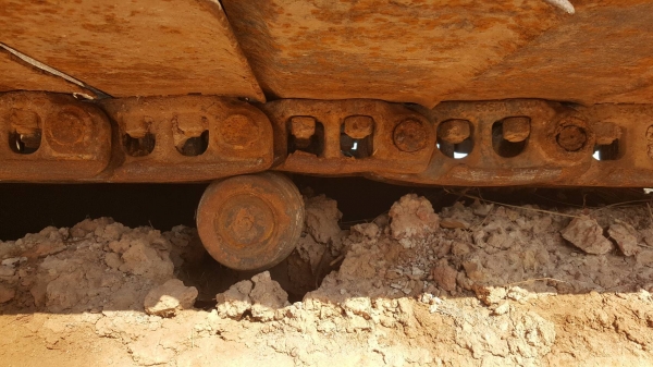 ขาย แบคโฮ KOBELCO SK200-3 เอกสารใบซื้อขาย เครื่องเดิม ปั้ม K3V ช่วงล่างต้องเก็บงาน รถใช้งานได้ครับ