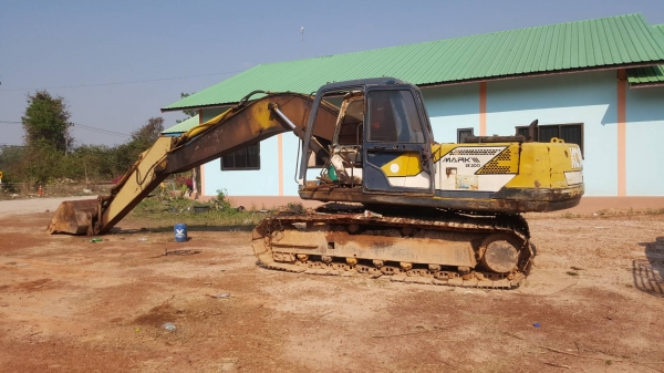 ขาย แบคโฮ KOBELCO SK200-3 เอกสารใบซื้อขาย เครื่องเดิม ปั้ม K3V ช่วงล่างต้องเก็บงาน รถใช้งานได้ครับ