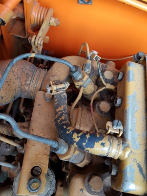 รถตัก MITSUBISHI. WS200 ขนาดบุ้งกี๋ 0.3คิว เครื่อยงยนต์ดีเซล เดินหน้า3เกียรํ ขับเคลื่อน4ล้อ 4WD Full time ระบบเลี้ยวเอว เป็นรถเอวอ่อน พร้อมดิสเบรค รถนอกเก่าญี่ปุ่นไม่เคยใช้งานในไทย ราคา265,000บาท  ชม.การใช้งาน2,400 ชม. สนใจติดต่อ #KPGแทรคเตอร์ 081-84