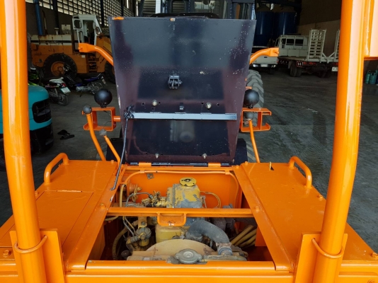 รถตัก MITSUBISHI. WS200 ขนาดบุ้งกี๋ 0.3คิว เครื่อยงยนต์ดีเซล เดินหน้า3เกียรํ ขับเคลื่อน4ล้อ 4WD Full time ระบบเลี้ยวเอว เป็นรถเอวอ่อน พร้อมดิสเบรค รถนอกเก่าญี่ปุ่นไม่เคยใช้งานในไทย ราคา265,000บาท  ชม.การใช้งาน2,400 ชม. สนใจติดต่อ #KPGแทรคเตอร์ 081-84