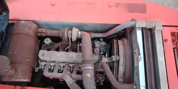 ขายจ้า..HITASHI ZX200-1 เก่าในสภาพดี พร้อมใช้ เอกสารเล่มทะเบียน โทร 089-3818694 จ๊อย