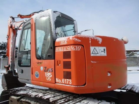 ขายจ้า..HITACHI ZX135US-E เก่านอกแท้  ใบใหญ่ 70  ใช้งานมาน้อยโทร 089-3818694 จ๊อย