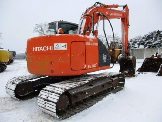 ขายจ้า..HITACHI ZX135US-E เก่านอกแท้  ใบใหญ่ 70  ใช้งานมาน้อยโทร 089-3818694 จ๊อย