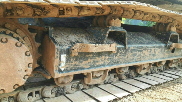 ขายแบคโฮ HITACHI ZX200-5G เอกสารอินวอย ราคา 1,480,000