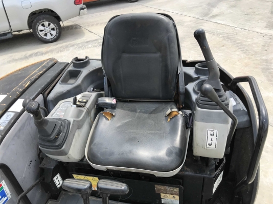 CAT 303CCR ปี 2008 นำเข้าจากญี่ปุ่น ขายถูก ๆ รถสภาพดีครับ