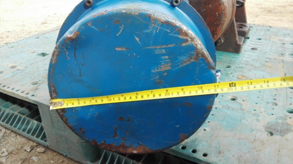มอเตอร์สั่นเขย่างานยุโรปรุ่นงานหนัก เข้ามา 2 ตัว รอบ 1500 RPM ไฟ 380V พร้อมใช้งาน