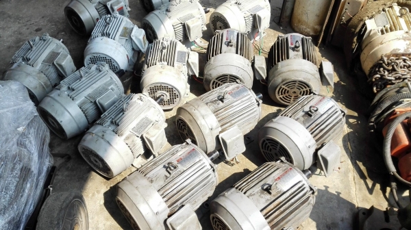 มอเตอร์ไฟฟ้ากำลัง Mitsubishi & Toshiba JAPAN ขนาด 5 HP 4 Pole 1400 rpm 380V มอเตอร์ไฟฟ้ากำลัง Mitsubishi & Toshiba JAPAN ขนาด 5 HP 4 Pole 1400 rpm 380V