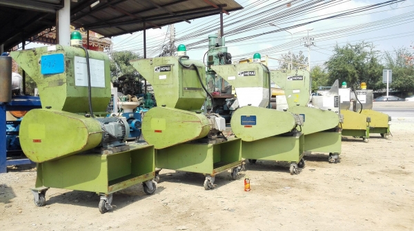 เครื่องบดเม็ดพลาสติก(CRUSHER)ขนาด 2 HP 380V ปลดจากไลน์ผลิตสภาพสวยไม่มีช้ำมีดคมพร้อมใช้ เข้ามา 8 ตัว เครื่องบดเม็ดพลาสติก(CRUSHER)ขนาด 2 HP 380V ปลดจากไลน์ผลิตสภาพสวยไม่มีช้ำมีดคมพร้อมใช้ เข้ามา 8 ตัว