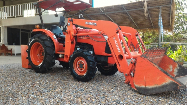 ขายรถไถมือสอง KUBOTA L3608 พร้อมตัวตักคูโบต้า LA508 ราคา 365,000 ราคาต่อรองได้ครับ สนใจราคาต่อรองได้ครับ  มีรถบรรทุกบริการขนส่ง ฟรี 300กม. #สามย่านแทาคเตอร์ โทร /ไลน์ 0897489639 ,0899347475
