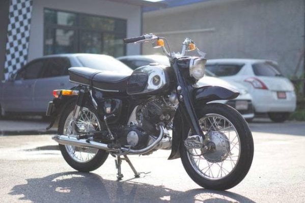 ร้าน วุฒิ นนบุรี ขาย HONDA C92 หมุ ในตำนาน รถสภาพสวยๆพร้อมใช้งานได้เลยคับ