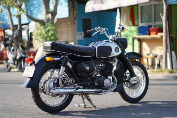 ร้าน วุฒิ นนบุรี ขาย HONDA C92 หมุ ในตำนาน รถสภาพสวยๆพร้อมใช้งานได้เลยคับ