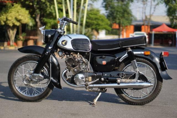 ร้าน วุฒิ นนบุรี ขาย HONDA C92 หมุ ในตำนาน รถสภาพสวยๆพร้อมใช้งานได้เลยคับ