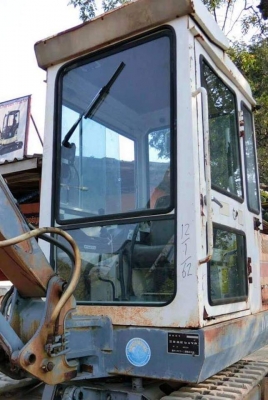 ขายหัวตู้ เก่านอก ใส่รถขุด MITSUBISHI ME-30 ขนาด30 หรือ แปลงใส่รถขุดรุ่นอื่นก้อได้ครับ                 ????ราคา  42,000  ต่อรองได้???? ☎️ติดต่อ 096-3268553 (สถิตย์พันธ์) ????ID LINE 0963268553 ร้านรุ่งเจริญแทรกเตอร์ อำเภอพระพุทธบาท จังหวัดสระบุรี