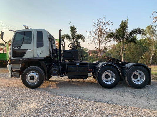 Hino 2K เครื่อง 260 แรง ปี 39 สิบล้อหัวลากสองเพลา รถสวยเดิมพร้อมใช้งาน แอร์เย็น ทะเบียนพร้อม Hino 2K เครื่อง 260 แรง ปี 39 สิบล้อหัวลากสองเพลา รถสวยเดิมพร้อมใช้งาน แอร์เย็น ทะเบียนพร้อม