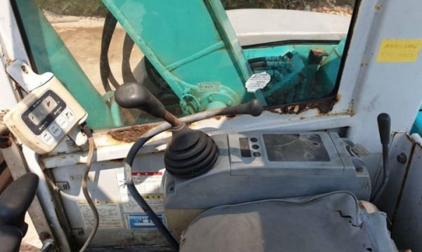 SK50 KOBELCO.@ 295,000บาท รถแบคโฮคอลโทลสั้นคอลโทลน้ำมัน ปั้มนี้ว (เทียบเท่าPC50) รถนอกสถาพดีพร้อมใช้เพิ่งนำเข้ามายังไม่เคยใช้งานในไทย เครื่องอีซูซู4สูบ เครื่องดี ปั้มเเรง บูมอาร์มสวย ช่างล่างดีรถสวยไฟฟ้าเต็ม รถเร็วแรงไม่โหลด พร้อมใช้ สีเดิมๆ เ SK50 KOBELCO.@ 295,000บาท รถแบคโฮคอลโทลสั้นคอลโทลน้ำมัน ปั้มนี้ว (เทียบเท่าPC50) รถนอกสถาพดีพร้อมใช้เพิ่งนำเข้ามายังไม่เคยใช้งานในไทย เครื่องอีซูซู4สูบ เครื่องดี ปั้มเเรง บูมอาร์มสวย ช่างล่างดีรถสวยไฟฟ้าเต็ม รถเร็วแรงไม่โหลด พร้อมใช้ สีเดิมๆ เ