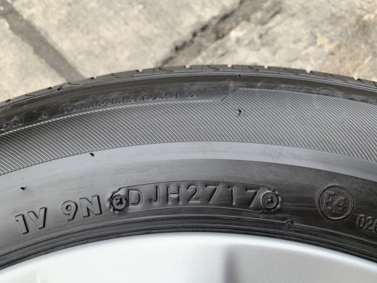 ล้อแม็ก Toyota Altis ขอบ 15 พร้อมยาง 195-65-15 Bridgestone ปี 17 แม็กสวย ดอกยางหนา