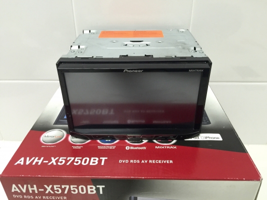 ขายวิทยุ 2 DIN PIONEER รุ่น AVH-X5750BT จอ LED 7"