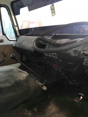 ขายหัวเก๋ง hino F17-F18 สวยๆทำสีเก็บงานแล้วอุปกรณ์ครบ