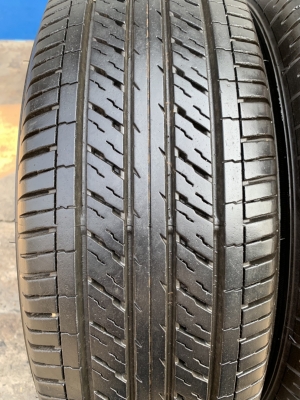 ยาง 215-65-16 Dunlop ปลายปี 15 ดอกเต็มๆ
