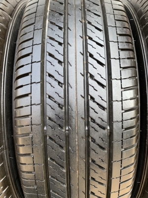 ยาง 215-65-16 Dunlop ปลายปี 15 ดอกเต็มๆ