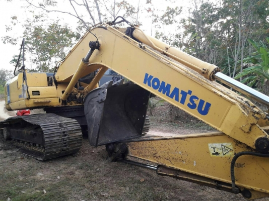มี VDO ให้ชม. KOMATSU PC200-7 เอกสารเล่ม ราคา 1150000