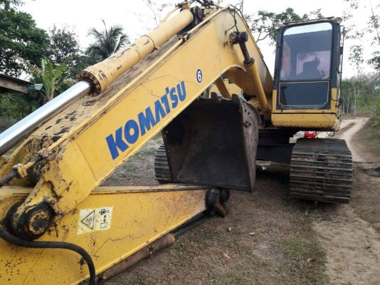 มี VDO ให้ชม. KOMATSU PC200-7 เอกสารเล่ม ราคา 1150000