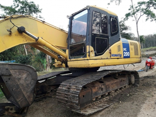 ขายรถแบคโฮ KOMATSU PC200-7 เอกสารเล่ม ราคา 1150000