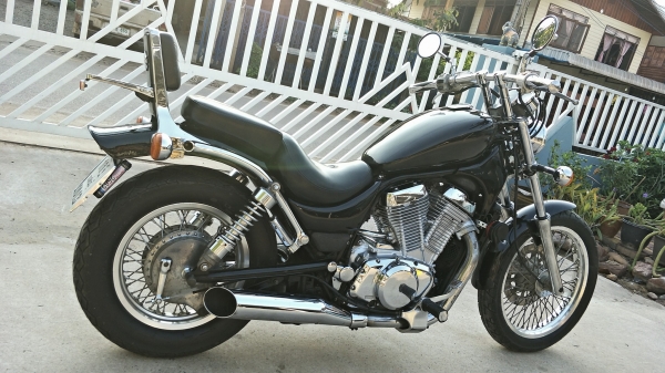 ขายครับ Suzuki Intruder 750 ทะเบียนแท้ ขายครับ Suzuki Intruder 750 ทะเบียนแท้